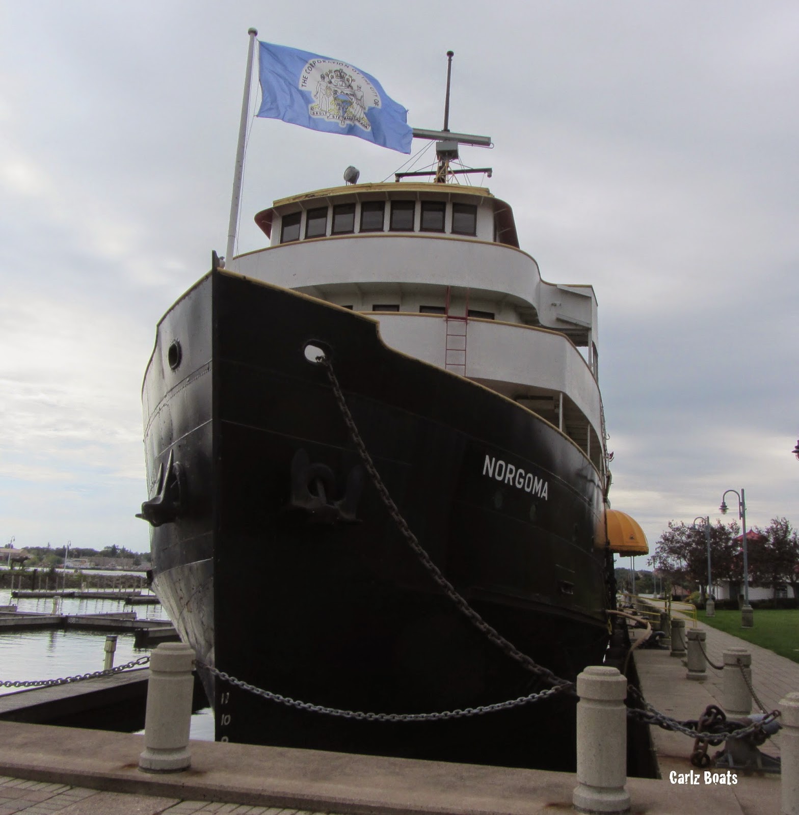 Carlz Boats Packet Freight & Ferry