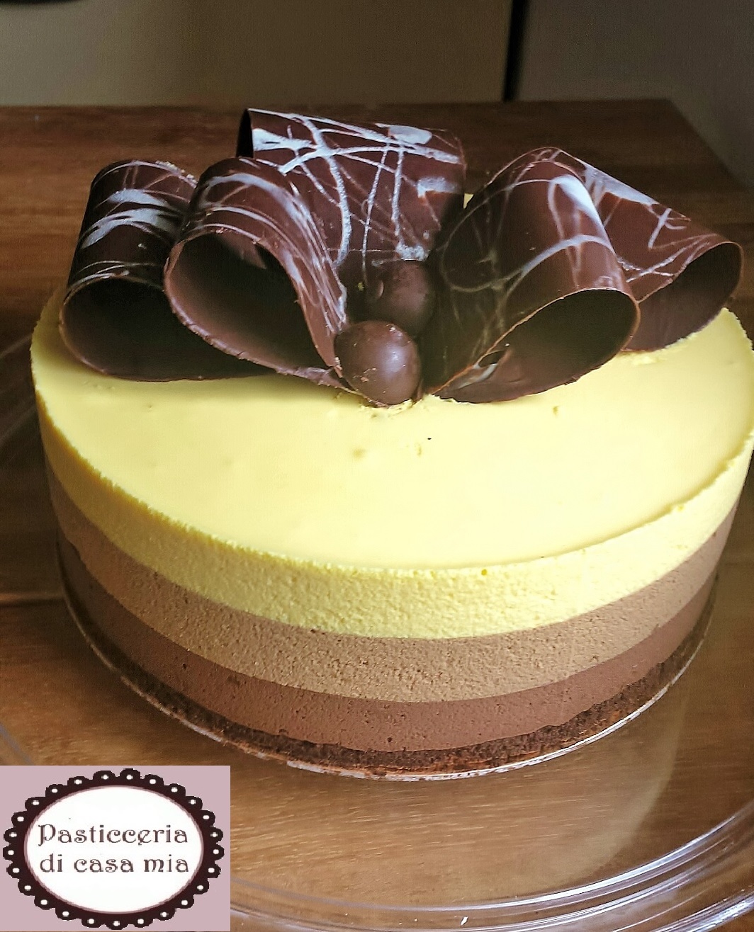 Tronchetto Di Natale Knam.Pasticceria Di Casa Mia Mousse Ai Tre Cioccolati Di Ernst Knam