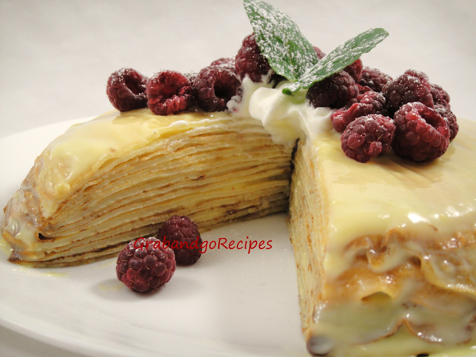 Crepe Cake with Vanilla Custard Cream-Блинный торт с заварным кремом ...