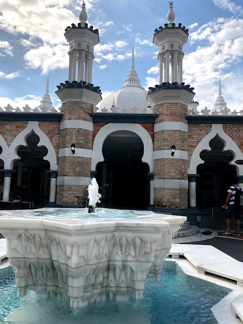 【豪享旅行 馬來西亞吉隆坡充實遊】 單槍匹馬來西亞