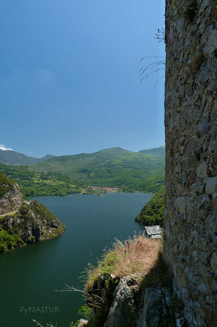 Torreón de Villamorei - Rioseco - Asturias Torreón de Villamorei - Rioseco - Asturias