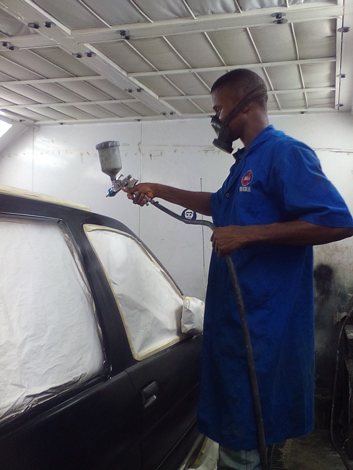 Tectono Business Review FOR LEASE FULLY FUNCTIONAL CAR SPRAY PAINT BOOTH