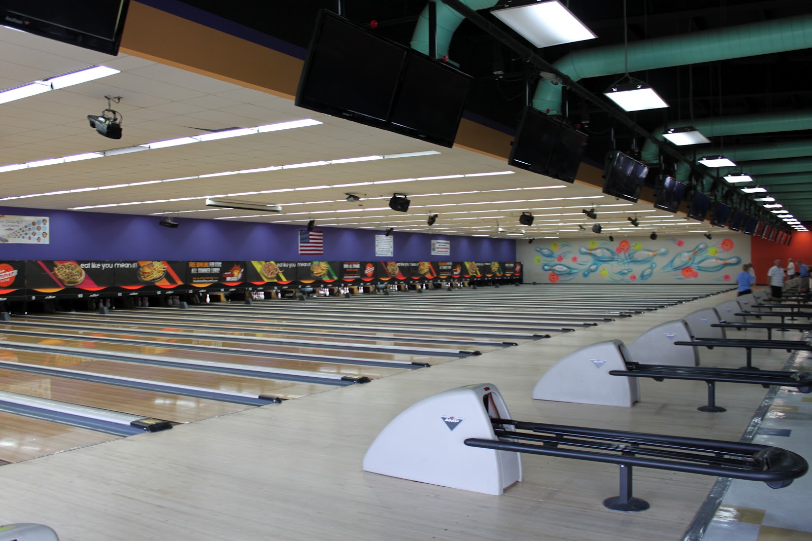 Notes From A Mom In Chapel Hill A Guide AMF Free Summer Bowling