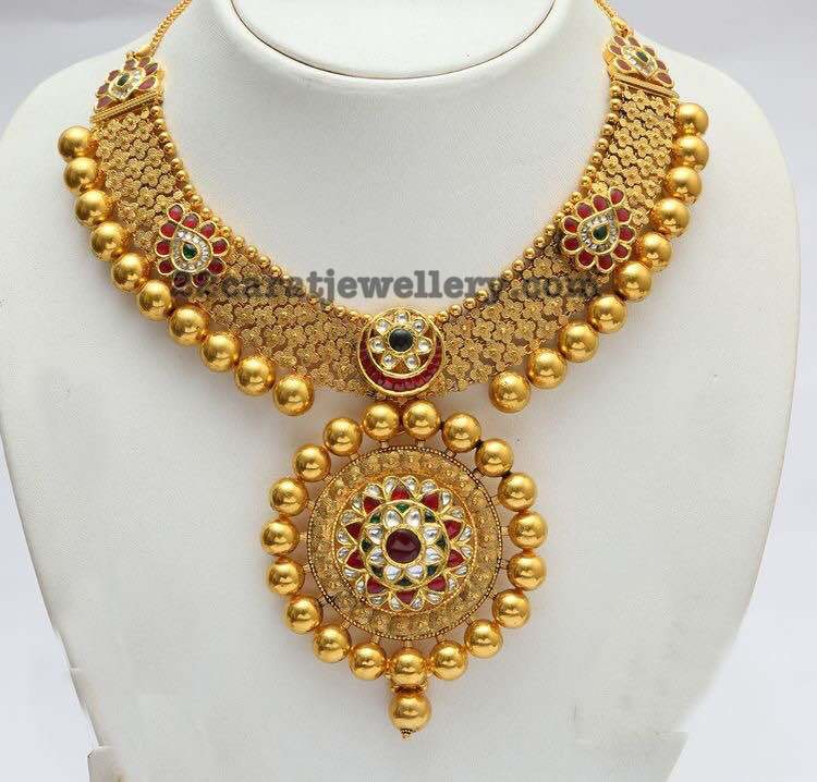 Gold Balls Elaborated Necklace Jewellery Designs