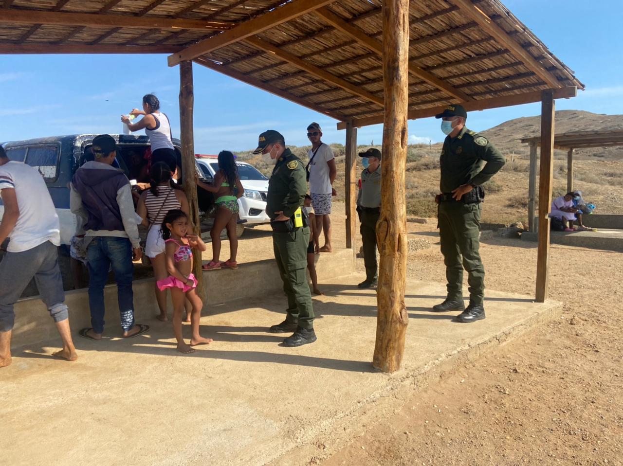 https://www.notasrosas.com/Policía Nacional entrega Balance de Operativos realizados durante el fin de semana, en La Guajira