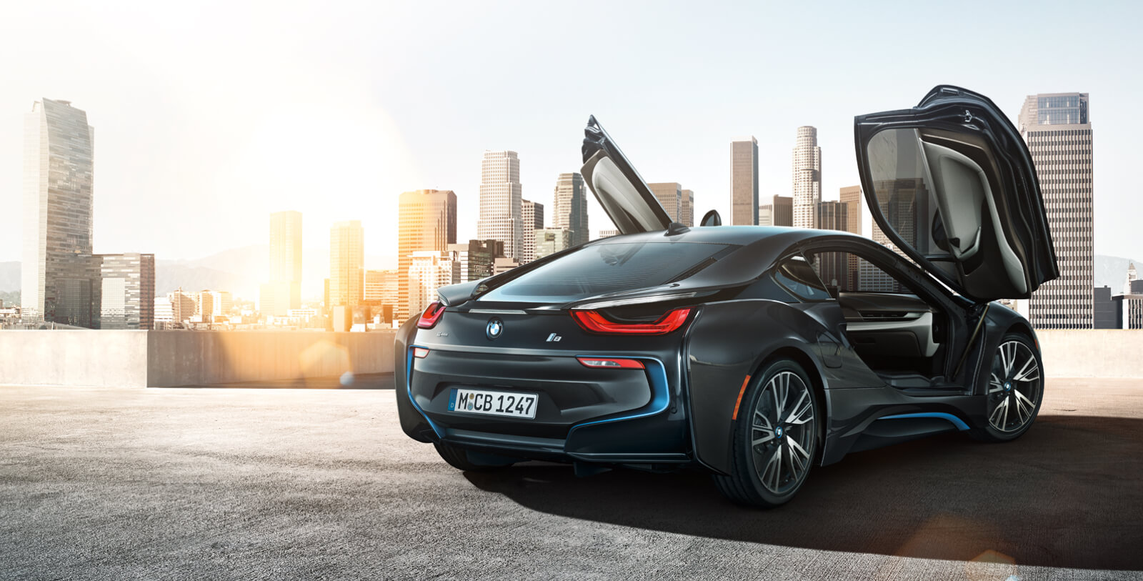 THE BMW i8 - the amazing and stylish car.
