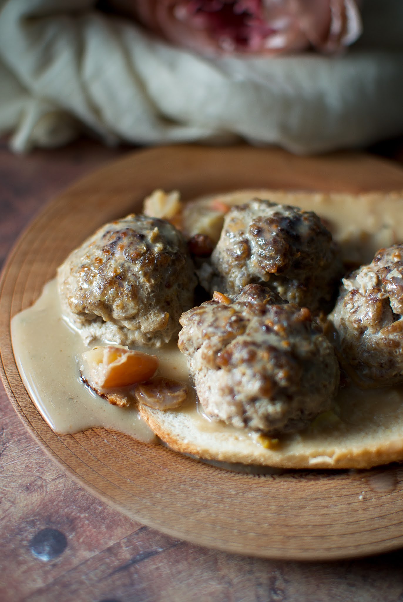 Tudor Style Roasted Lamb Meatballs in Sauce