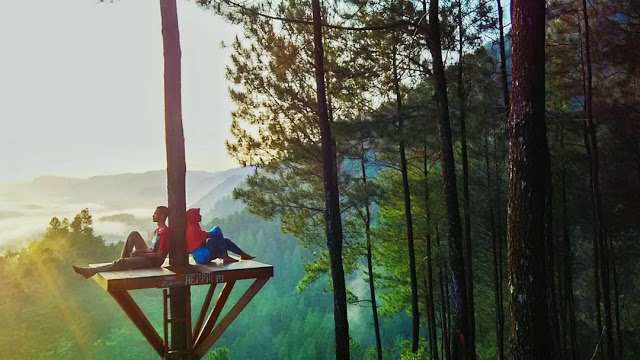 Gardu pandang bukit pentulu indah Gardu pandang bukit pentulu indah