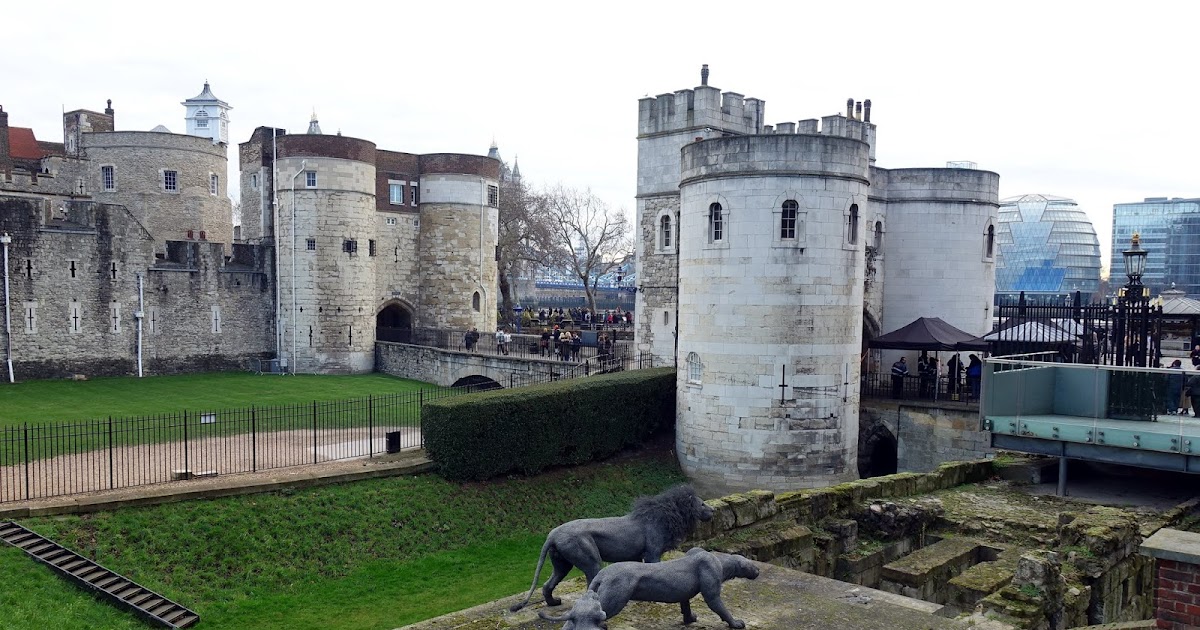 Paul Bakery Three Quays (London, UNITED KINGDOM) ★★★☆☆ A traveling