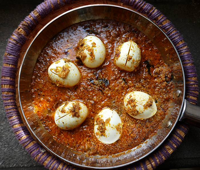 AAA ACCADEMIA AFFAMATI AFFANNATI Chettinad Egg Curry. Chettinad Muttai