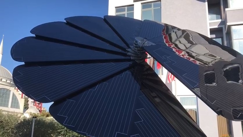 Smartflower Solar Panel In Shkodra Oculus News