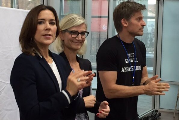 Crown Princess Mary wore Issa navy royal blue silk jersey dress and Gianvito Rossi Python pumps. dark Blue suit