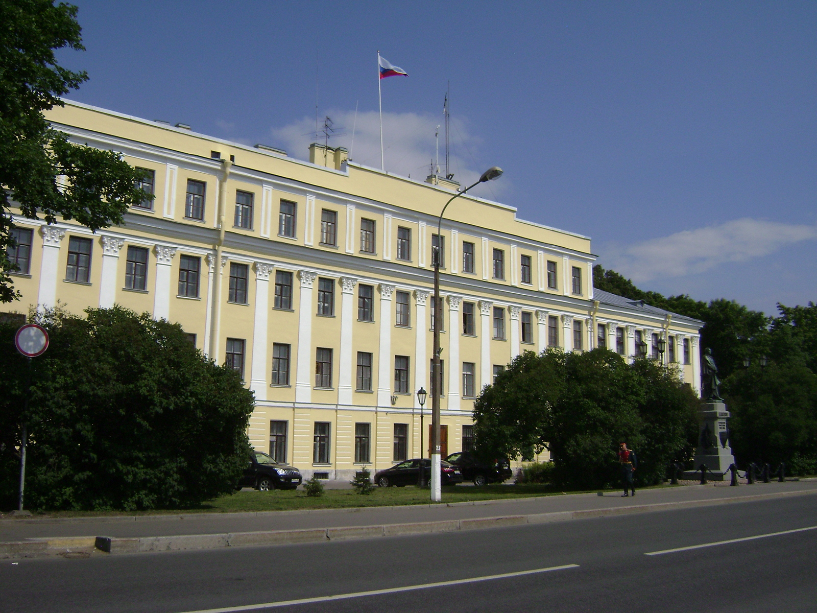 меншиковский дворец в кронштадте