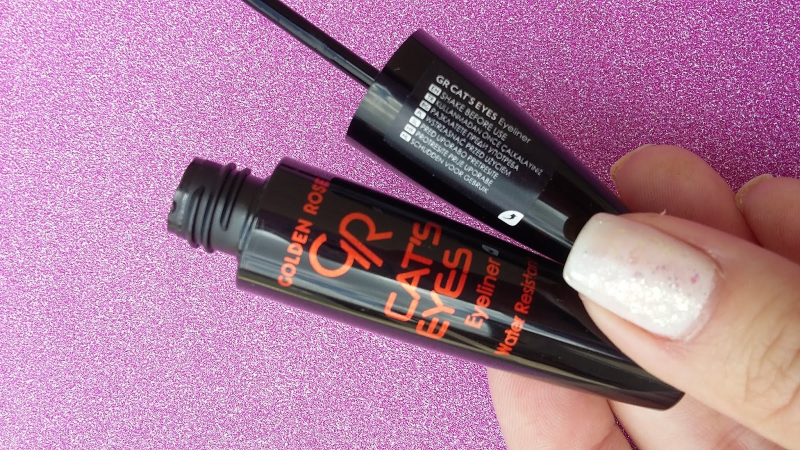 x_beauty_place Golden Rose Cat's Eyes Matte Eyeliner