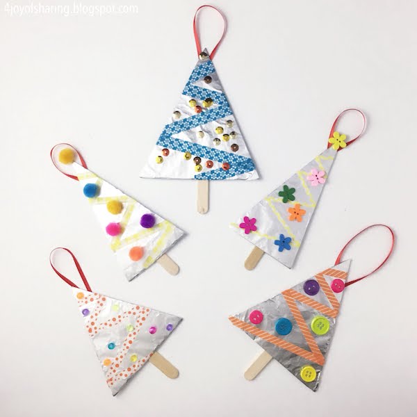 Aluminum Foil Christmas Tree Ornaments #ChristmasOrnaments #ChristmasCrafts #ChristmasTree #KidMadeChristmas Kids craft, crafts for kids, craft ideas, kids crafts, craft ideas for kids, paper craft, art projects for kids, easy crafts for kids, fun craft for kids, kids arts and crafts, art activities for kids, kids projects, art and crafts ideas. toddler crafts, toddler fun, preschool craft ideas, kindergarten crafts, crafts for young kids, school crafts, christmas crafts, christmas ornaments, kid made christmas, christmas tree, christmas tree ornaments, kid made christmas ornament, kid made christmas decoration