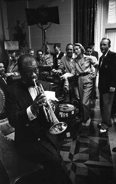 Amazing Historical Photo of Louis Armstrong with Bing Crosby in 1956 