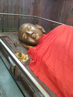 Sleeping%2BBuddha%2Bstatue%2B%252C%2Bit%2Bis%2Blocated%2Bat%2BBuddha%2BGaya%2B%2528%2BBihar%25293