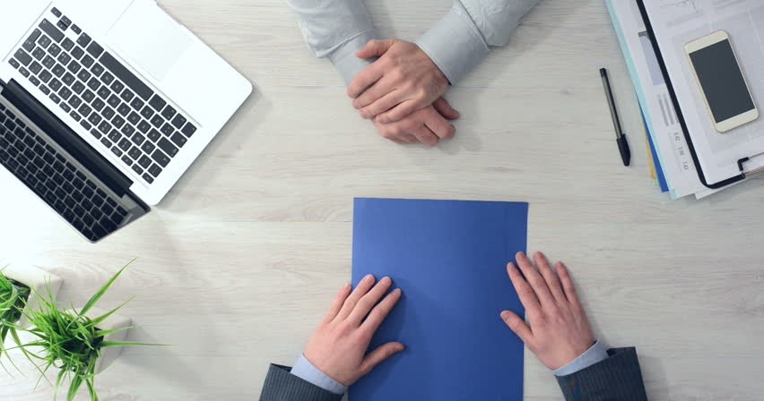 √Pengertian, CiriCiri, Bentuk, dan Contoh Amanat dalam