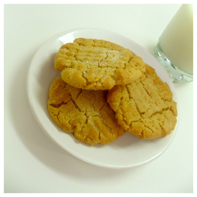 Peanut Butter Cookies by KaceyCooks