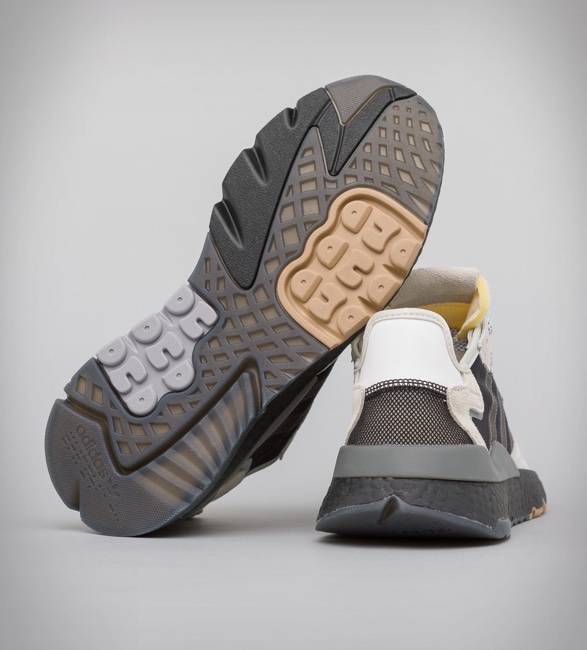 m e m o: Adidas Nite Jogger Core Black/Carbon sneaker