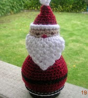 http://www.ravelry.com/patterns/library/santa