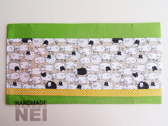 Handmade Nel: Калъф за книга от плат "Зелено с малки овце"