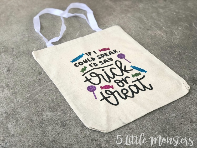 5 Little Monsters: Easy Tote Bags with Cricut Iron On Designs