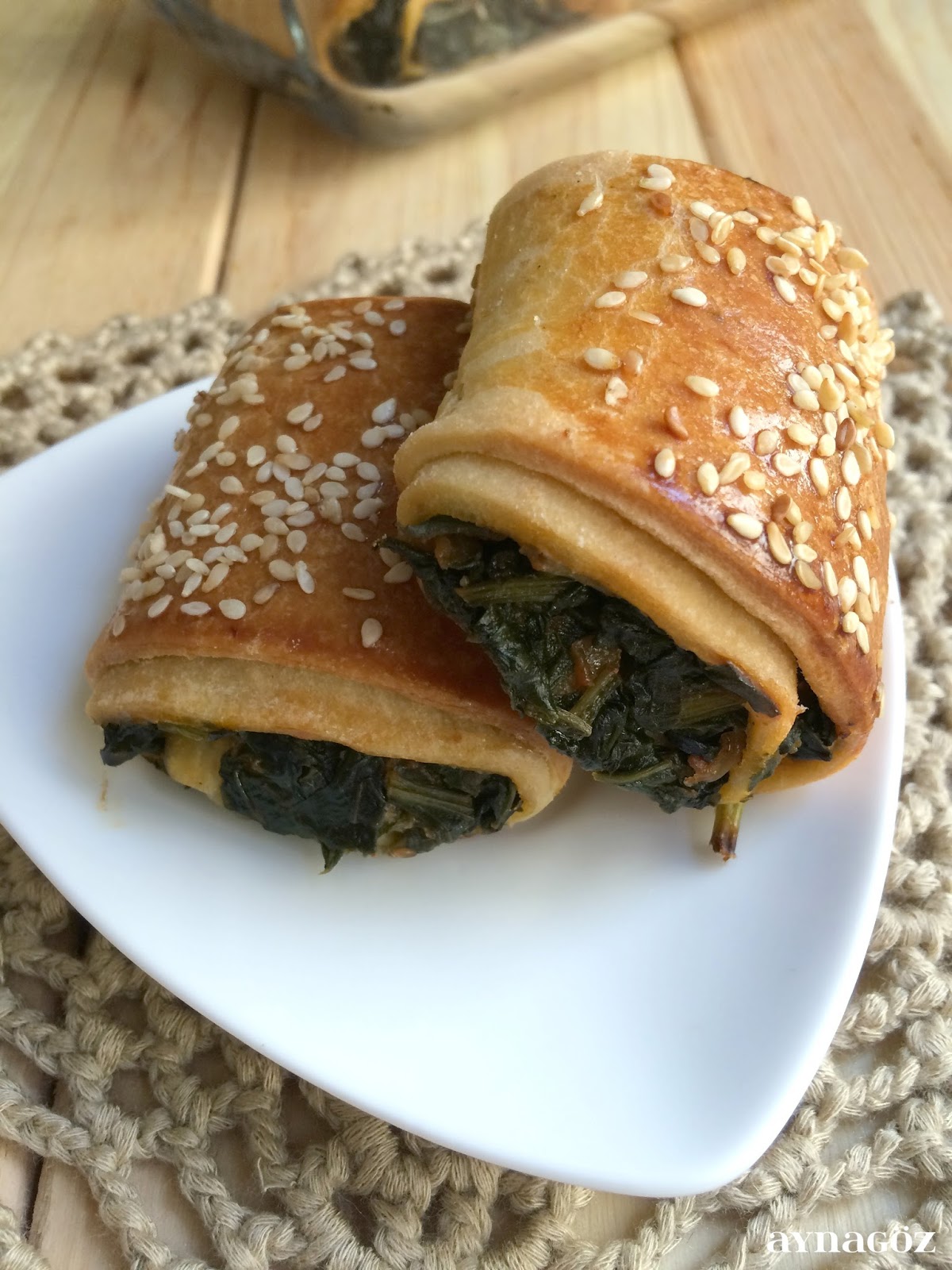 AynaGöz. Ispanaklı Kahvaltı Böreği