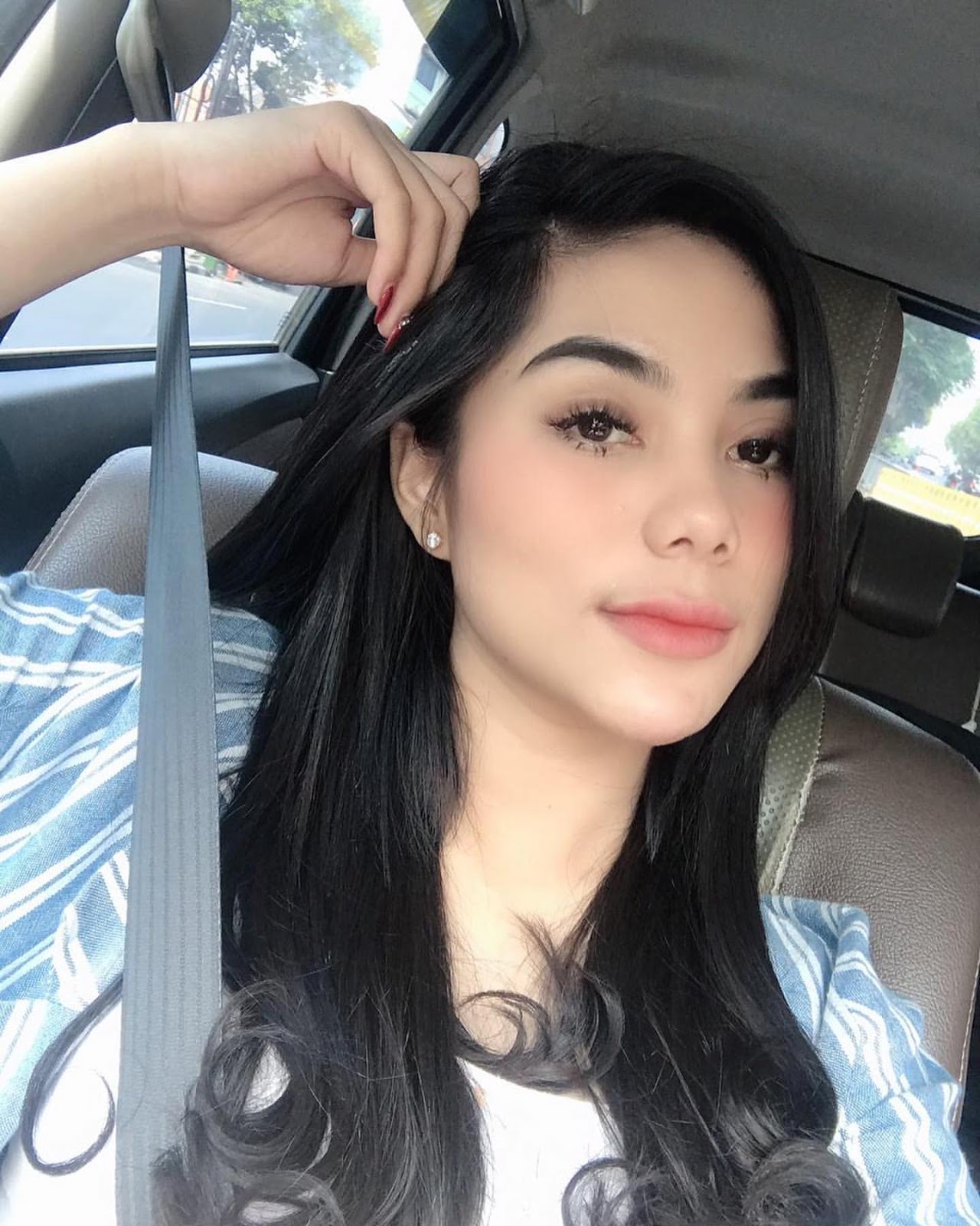 Charents Koleksi foto Selfie Terhot Model Indonesia - ZONA ARTIS LAGI