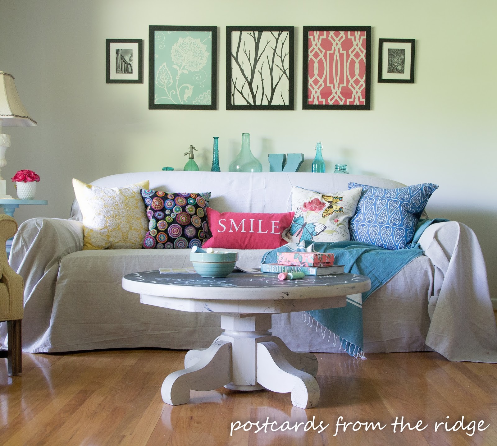 Pedestal Table with chalkboard top inspired by Pottery Barn