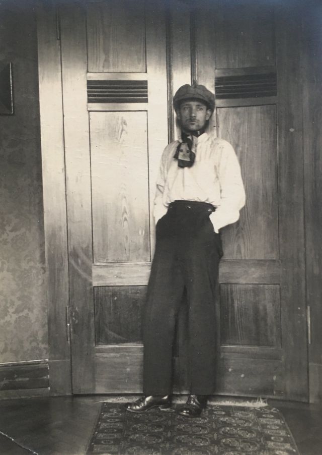 40 Found Snaps That Defined the 1920s Menswear Vintage Everyday