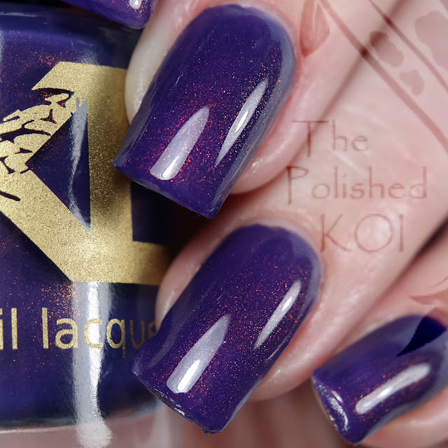 Bee's Knees Lacquer - Master of Alchemy Bee's Knees Lacquer - Master of Alchemy