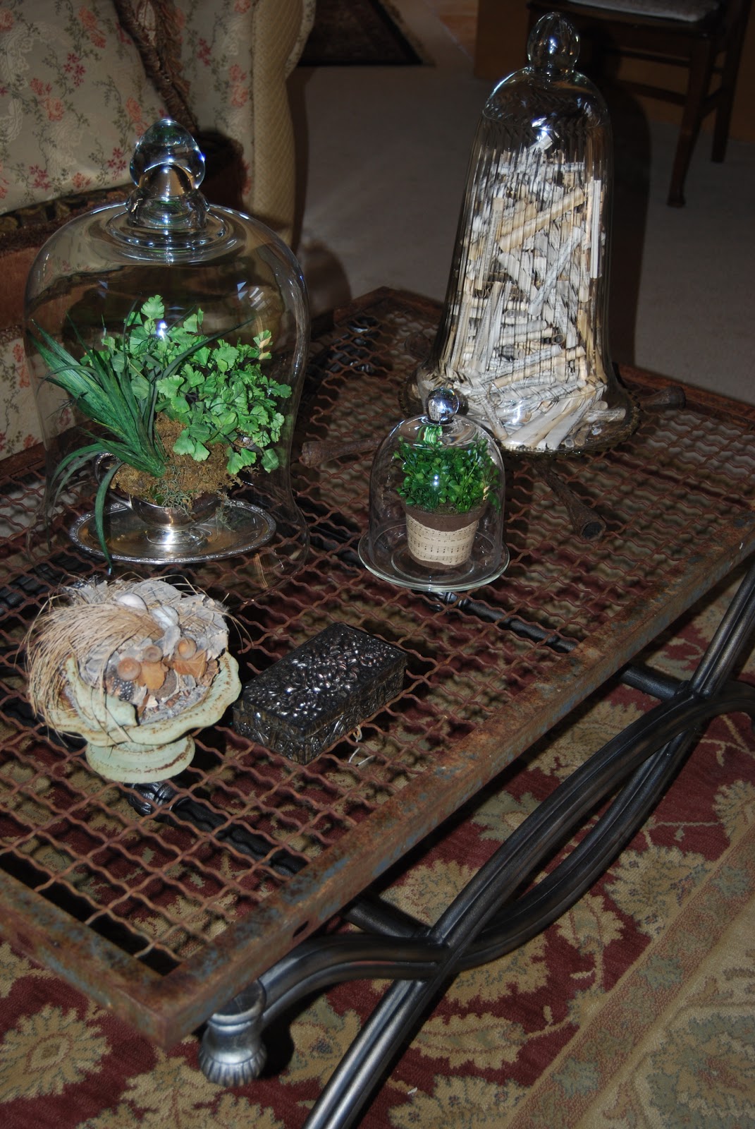 Gammy's Little House: Rusty...Crusty...coffee table... I created it ...