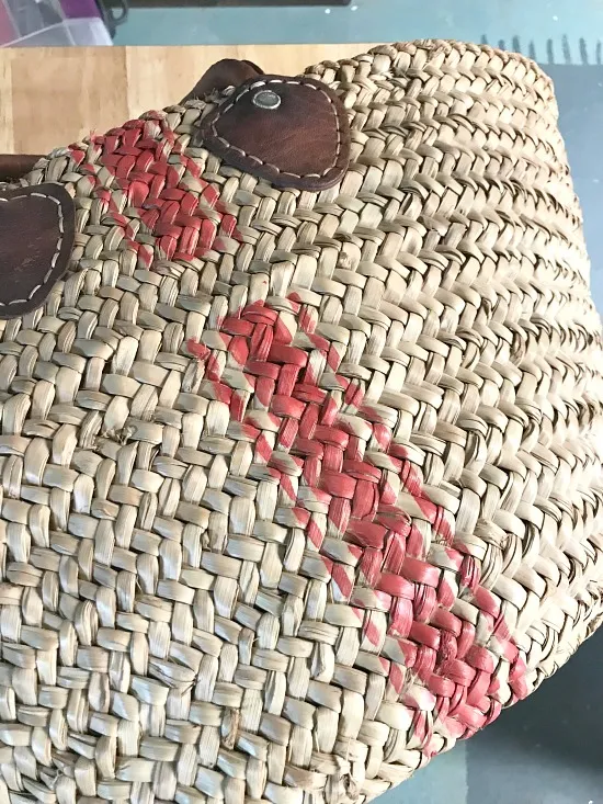 Straw basket with a grain sack stripe