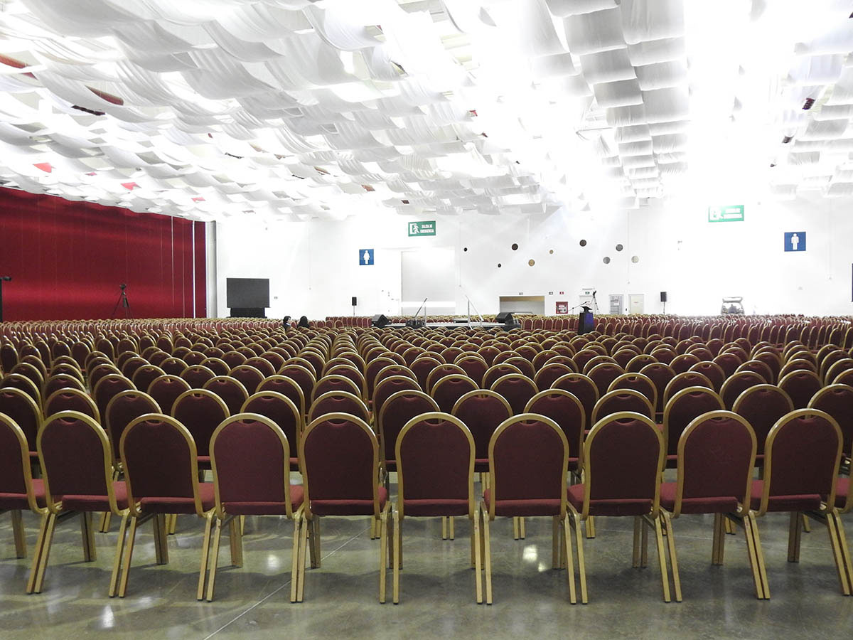 CIERRAN 700 EMPRESAS INDUSTRIA REUNIONES 01 CIERRAN 700 EMPRESAS INDUSTRIA REUNIONES 01