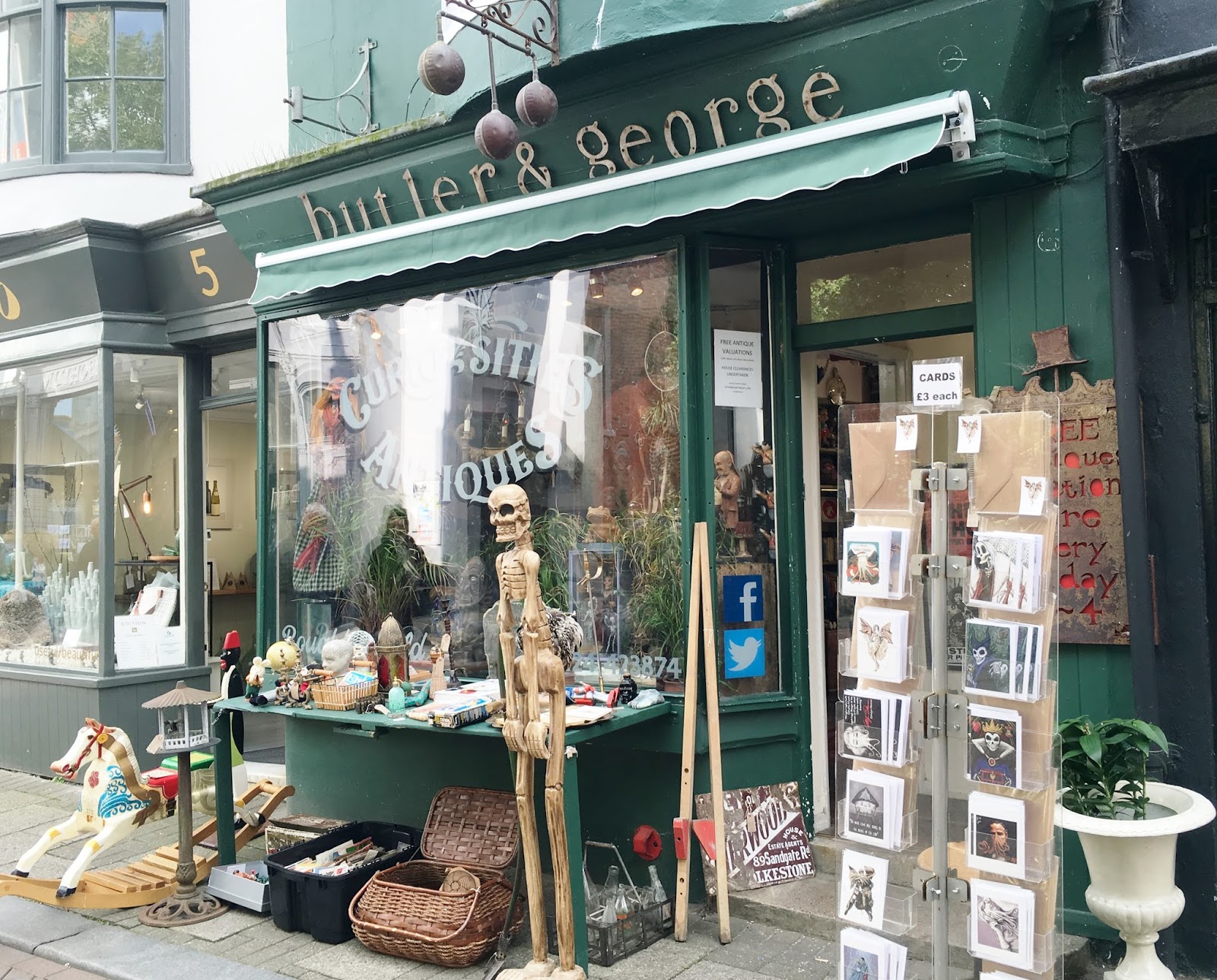 Hastings Old Town antique and junk shops