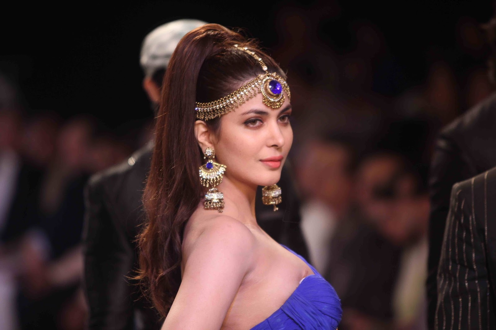 High Quality Bollywood Celebrity Pictures Ankita Shorey Nip Slip In Blue Dress At Gitanjali 
