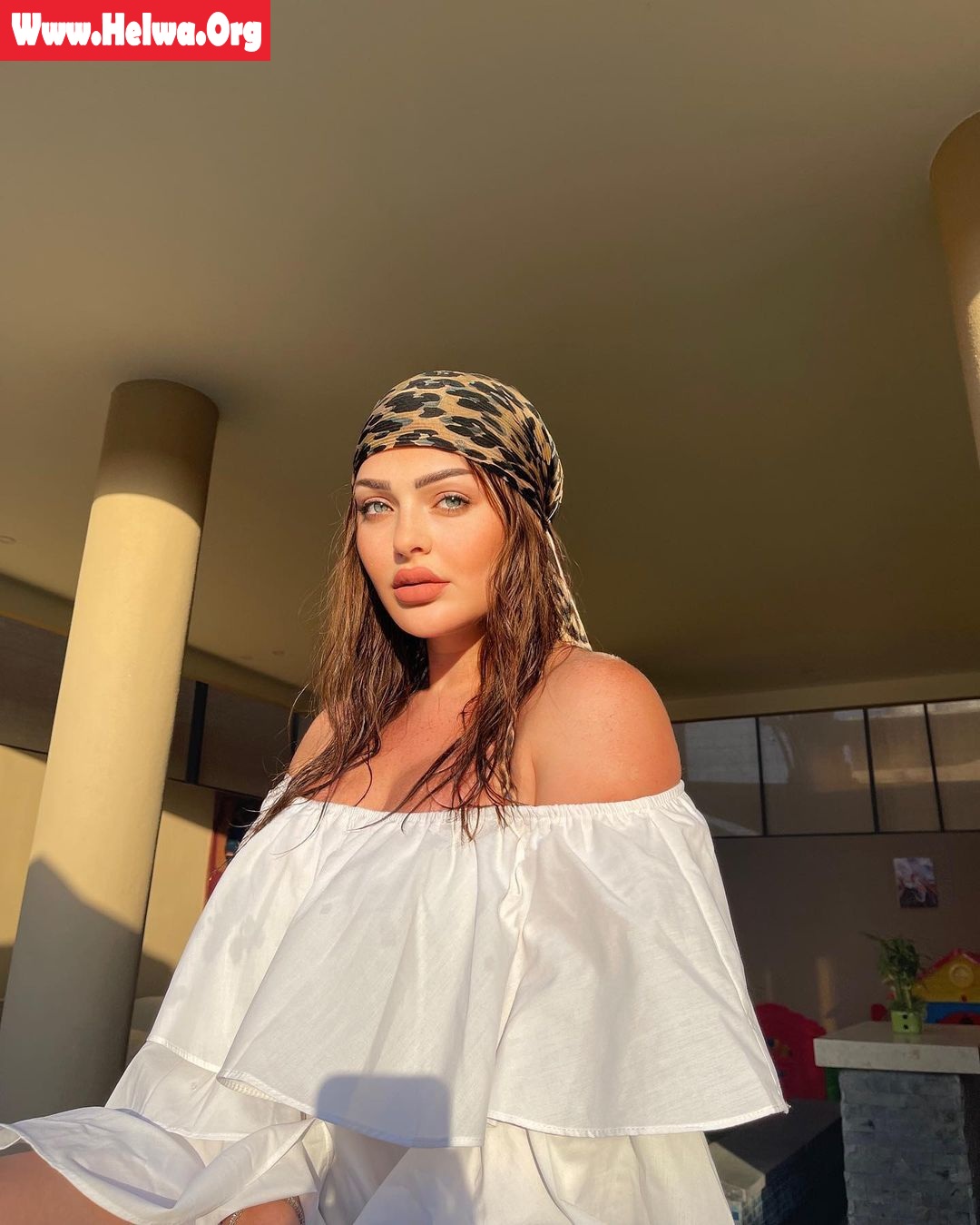 بإطلالة ساحرة.. زين كرزون تتألق في أحدث جلسة تصوير