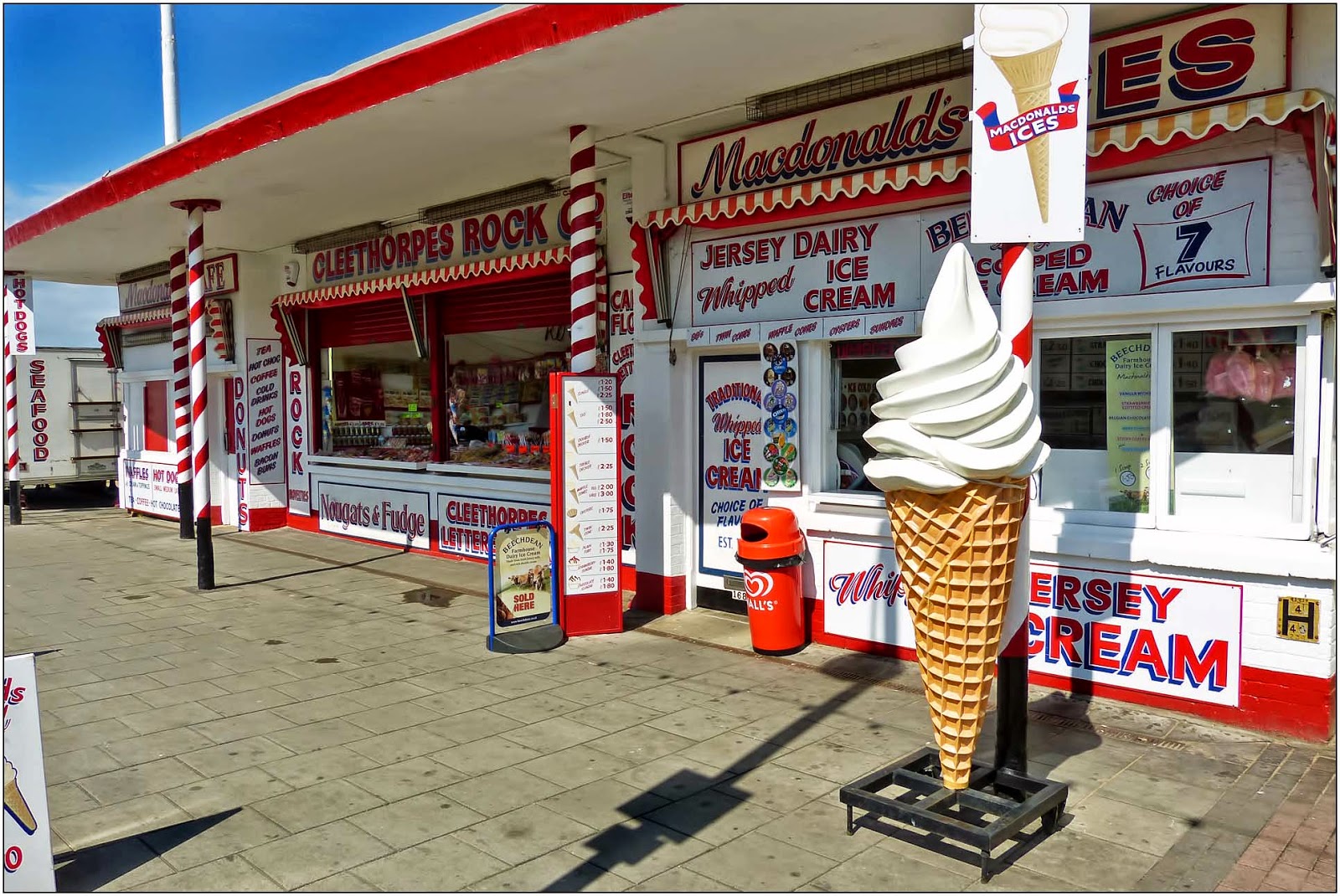 Lincolnshire Cam Cleethorpes Seafront (1 of 2)