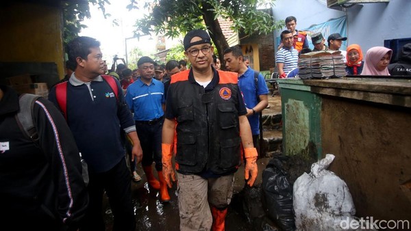 Golkar: Warga yang Puji Anies 'Gubernur Rasa Presiden' Berbaju 212, Wajar Golkar: Warga yang Puji Anies 'Gubernur Rasa Presiden' Berbaju 212, Wajar