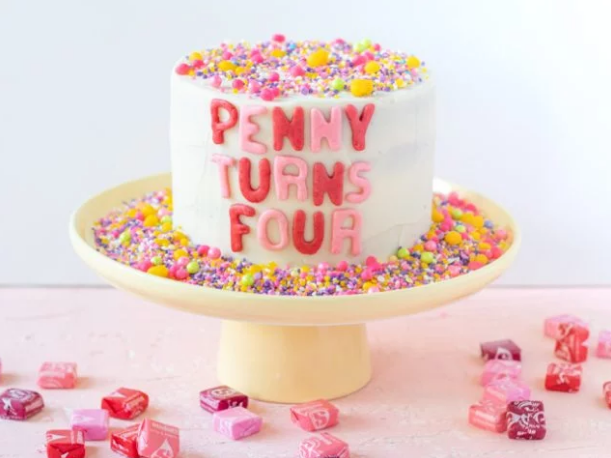 Personalize Your Kid’s Next Birthday Cake With Candy