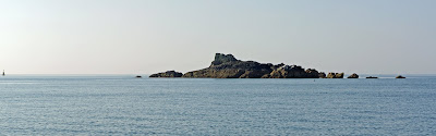 Achilles 9 metre "Sancerre" off Gwineas Rock