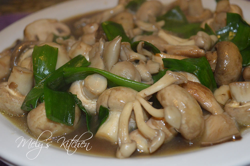 Mely's kitchen Mixed Mushrooms with Oyster Sauce