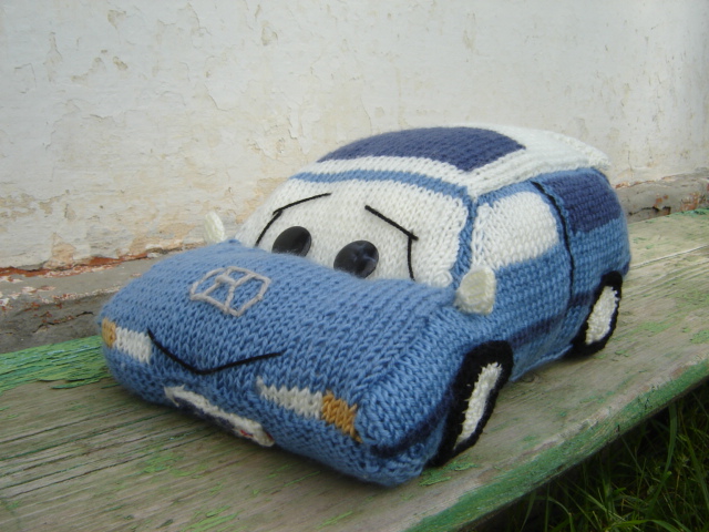 Вязание спицами машины. Машинка крючком. Вязание спицами машины. Маш нкавязанная крючком. Вязание спицами машины.