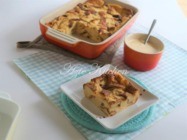 Puding Roti Dengan Sos Yang Sedap