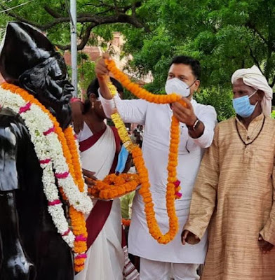 MountainMan: माऊंटेन मैन को श्रद्धांजलि, Tribute to Mountain Man, DM Gaya, AnjNewsMedia