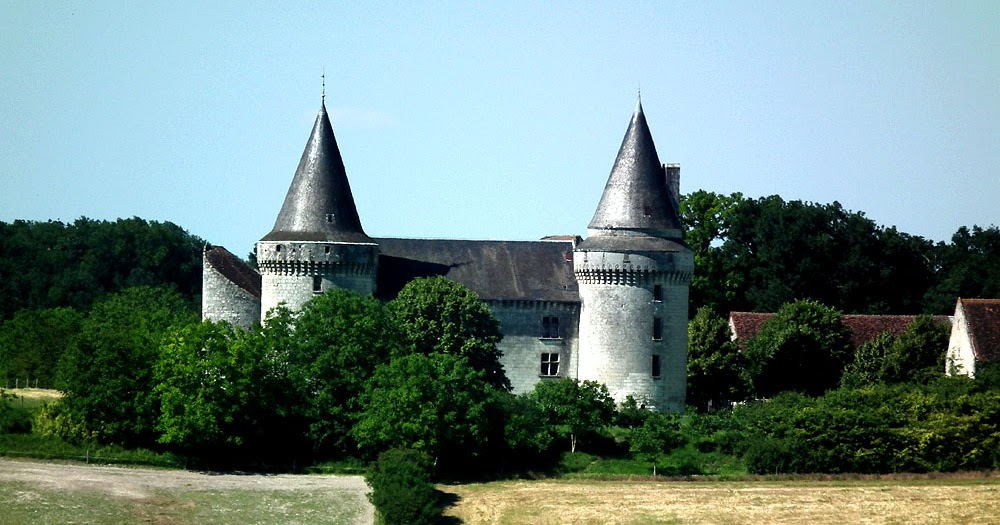 Days on the Claise Chateau de Bagneux