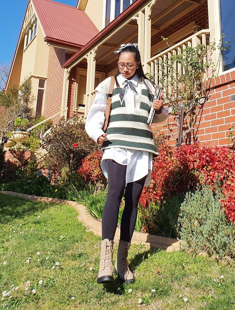 Gossip Girl Dressing like Audrey Hope For Urban Women Awarded Top