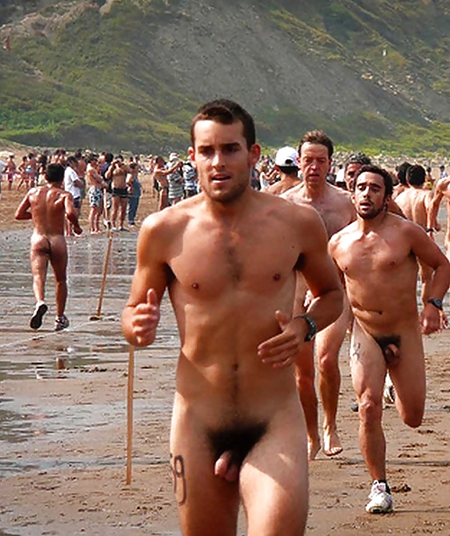 Pants off to naked male runners around the world! 