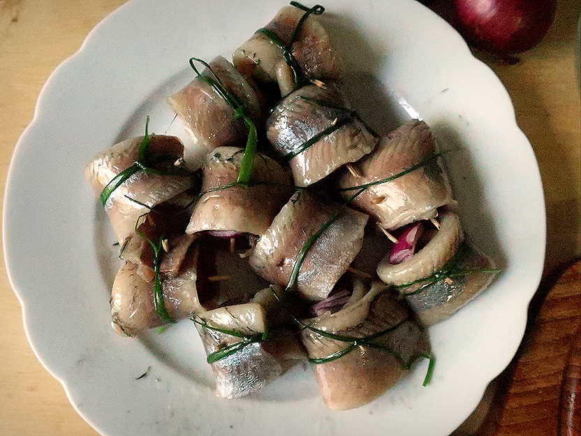 Genussbereit: Sommerfreuden: Rollmöpse vom Matjes mIt Kartoffeln ... Genussbereit: Sommerfreuden: Rollmöpse vom Matjes mIt Kartoffeln ...